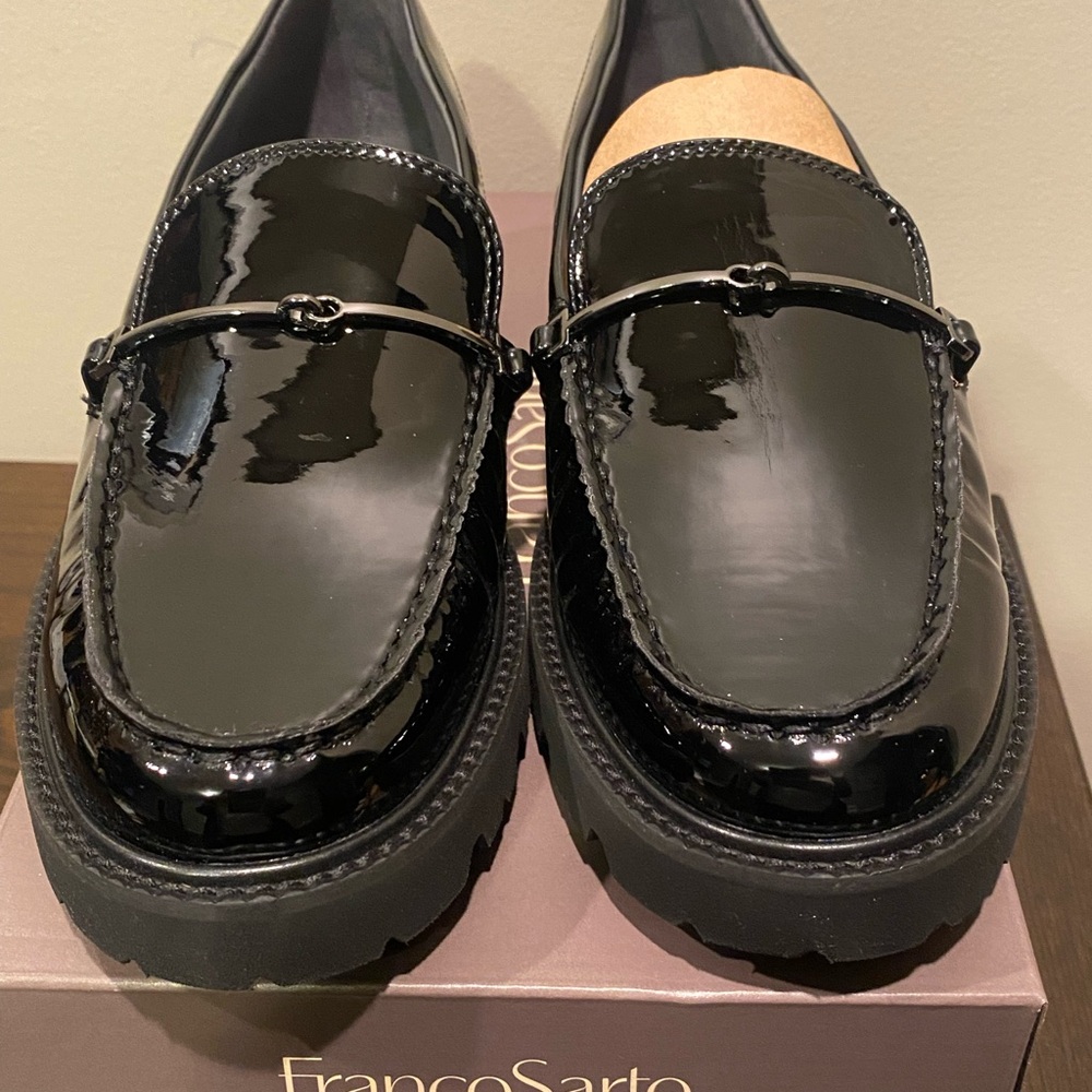 Franco Sarto Women's Senna Round Toe Lug Sole Loafer